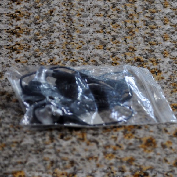 BlackBerry Wired Stereo Headset Cell Phone - Picture 2 of 3